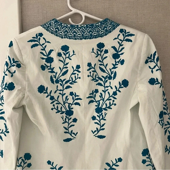 Alice and Olivia Chriselle Embroidered Jacket- Size M; Brand New with Tags - Picture 15 of 16